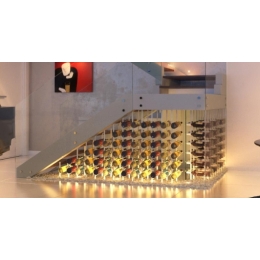 Kho lạnh trưng bày rượu