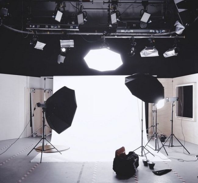 Các cách setup ánh sáng quay video tại nhà